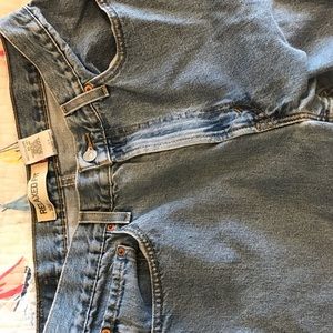 Levi’s Relaxed Fit Vintage Jeans 550.